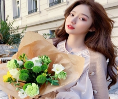 必看新巴黎ktv消费价格口碑点评  